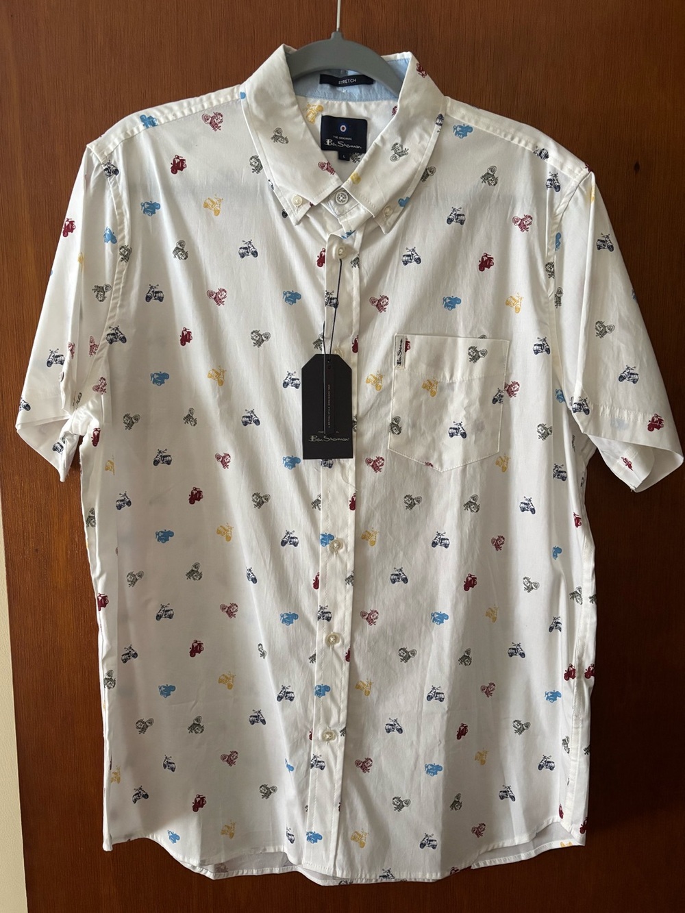 Ben Sherman Cream Short-Sleeve Button-Down Shirt with Multicolor Scooter Print